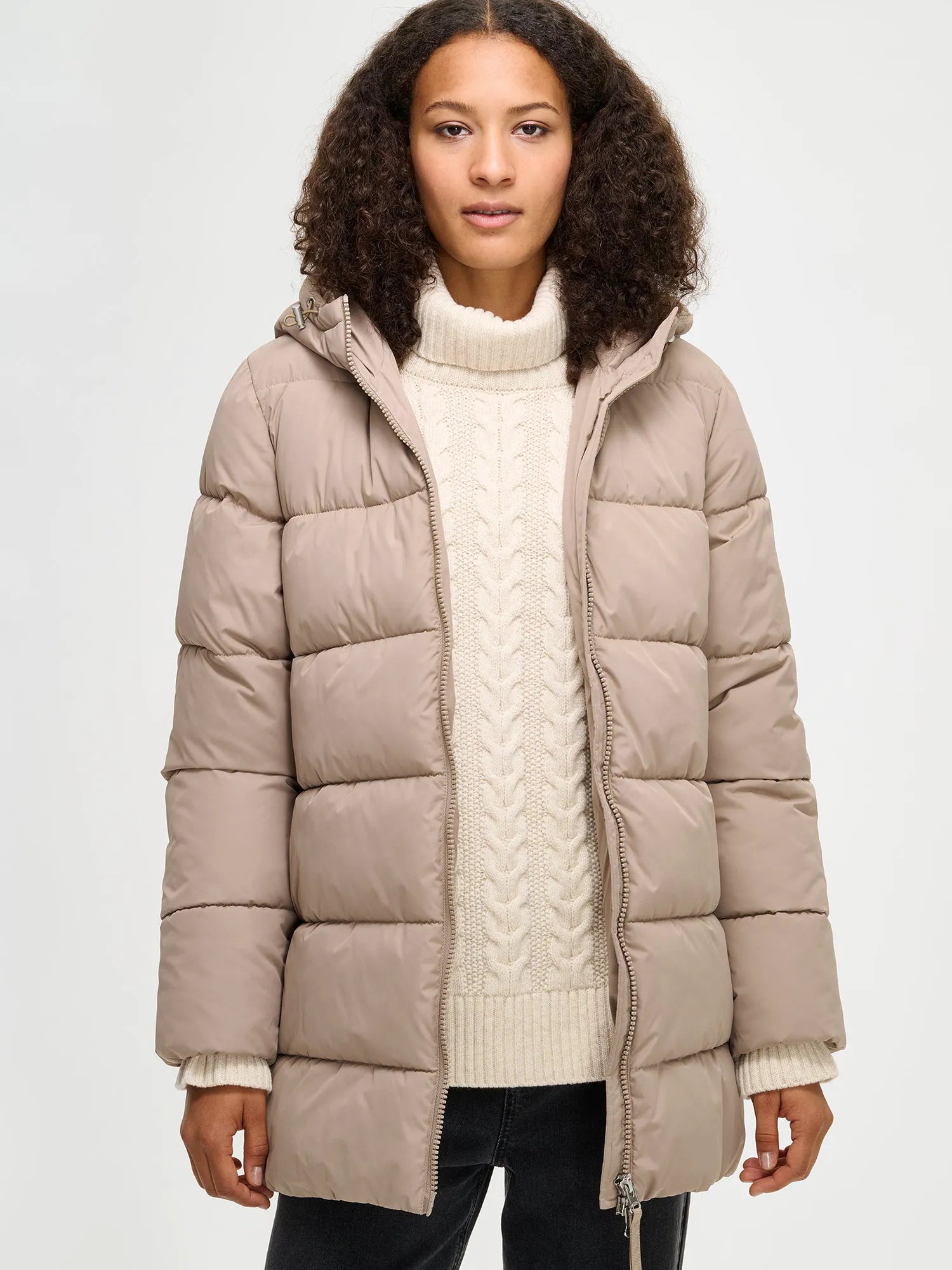 beige