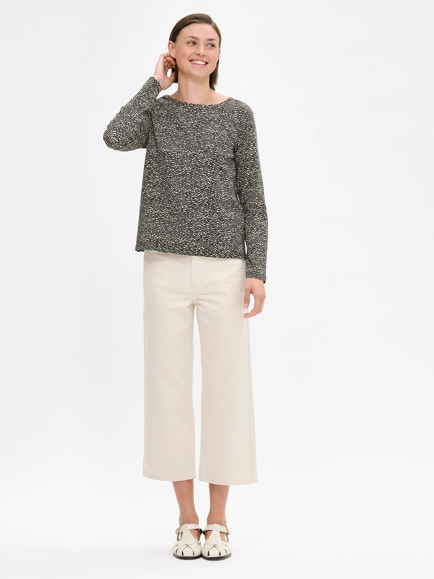 beige