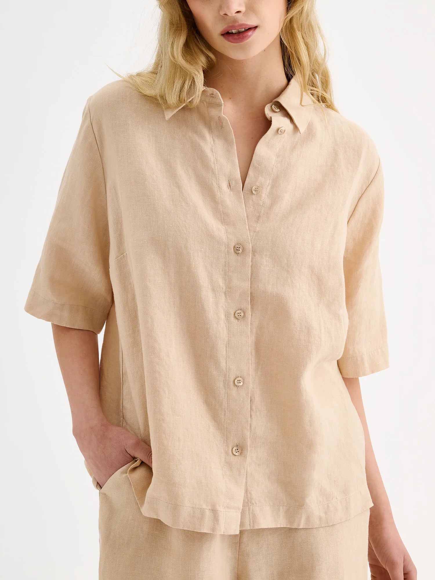 beige